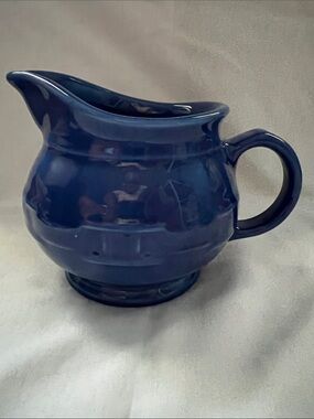 Longaberger Gravy/Creamer Pitcher- EC
Rare Discontinued Piece
